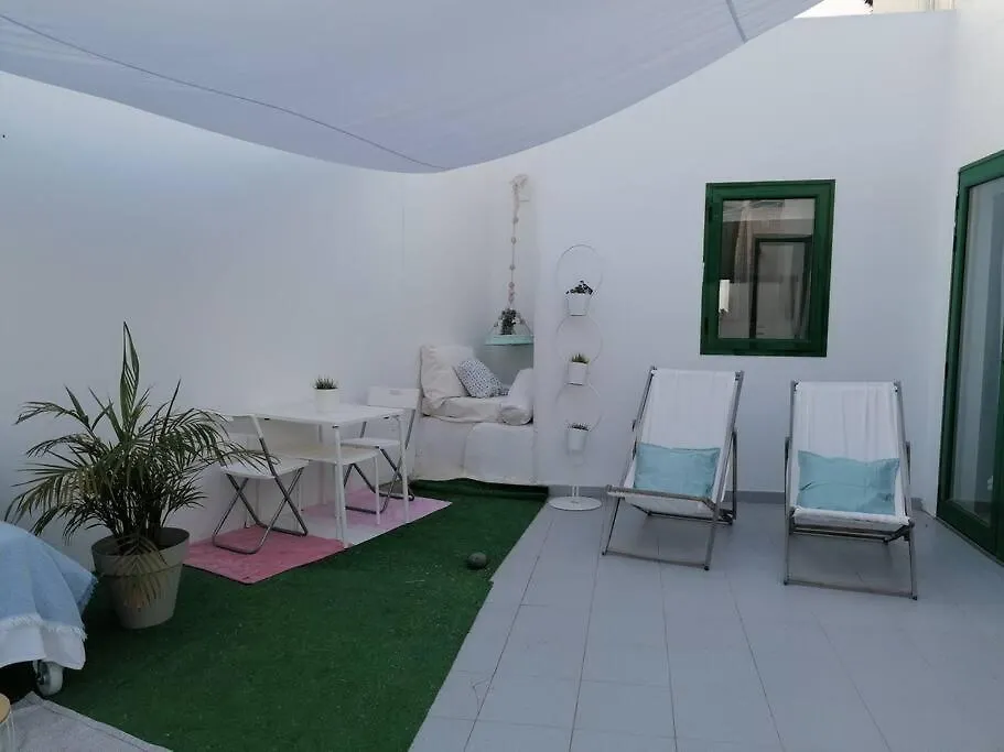 Home Sweet Home - By Az Rentals Puerto del Carmen  Appartement